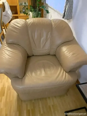 Wohnzummer Couch mit Couchsessel Bild 3