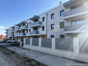 Premium-Gewerbeflächen und Büros im Stadtzentrum von Tata und Komárom zu verkaufen! Bild 2