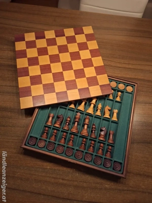 Schachspiel in  Holzoptik