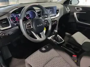 Kia Ceed / cee'd CD 1.0 T-GDI 100 PS Garantie-DAB-Bluetooth-Spur... Bild 8