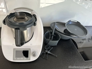 Thermomix TM5 mit Zubehör