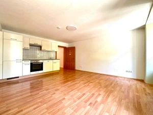 Wohntraum im Zentrum von Feldkirch: 3-Zimmerwohnung mit Stil und Geschichte! Bild 2