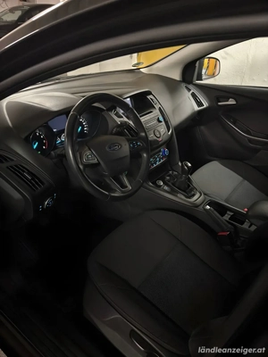 Ford Focus Trend  Bild 9