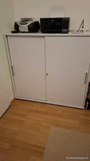 Aktenschrank absperrbar