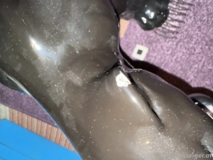 Panther schwarz leicht beschädigt Bild 2