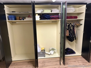 Spiegelschrank  Bild 4