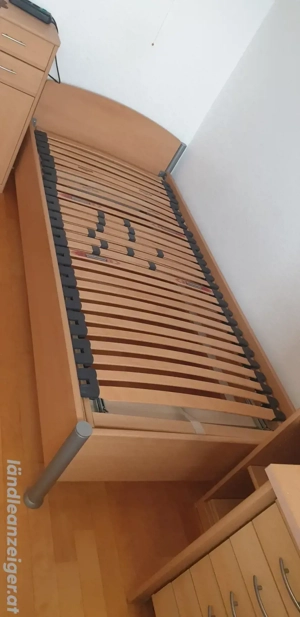 Einzelbett