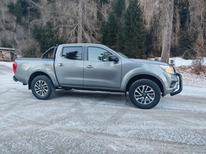 Nissan np 300 Navara  Bild 3