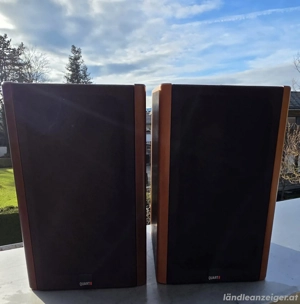 2 Boxen mit Ständer in Nußbaum MB Electronic QUART 280