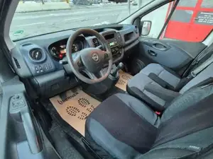 Opel Vivaro Bild 14