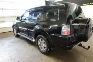 Mitsubishi Pajero Bild 7