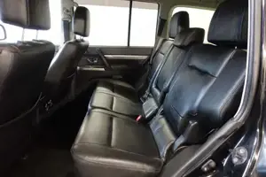 Mitsubishi Pajero Bild 16