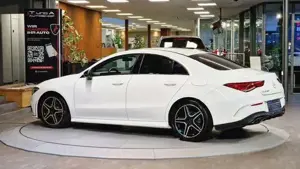 Mercedes-Benz A 180 Bild 11