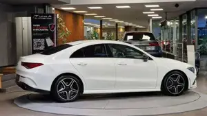 Mercedes-Benz A 180 Bild 6