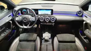Mercedes-Benz A 180 Bild 12