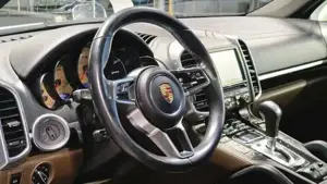 Porsche Cayenne Bild 19