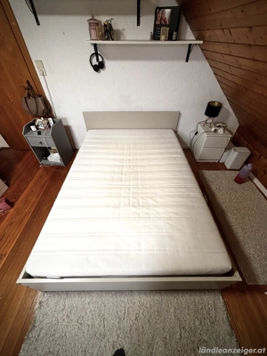 Ikea Bett mit Matratze 140x200
