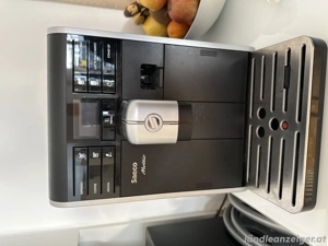 Kaffeemaschine mit Bohnen günstig zu abgeben 