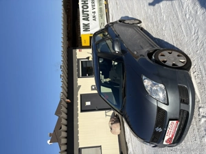 Suzuki Swift Allrad Bild 6