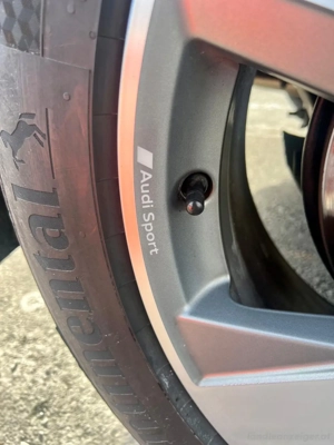 Audi-Felgen mit NEUEN Winterreifen (Continental) Bild 4