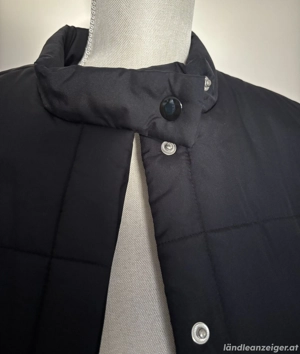 Schwarze Damen Steppweste Bild 2