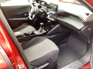 Peugeot 2008 Allure, Benziner Bild 3