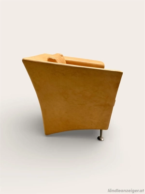 Sessel von MOLINARI (Italy) mit Bezug aus Echtleder. Bild 2