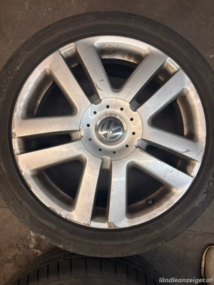 VW Alufelgen 17 Zoll inkl. Reifen   Reifen abgefahren Bild 6