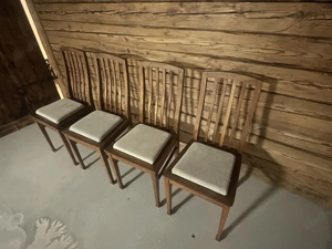 Alte Holzstühle, 4 Stück Bild 3