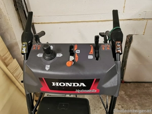 Schneefräse Honda Raupe  Bild 4