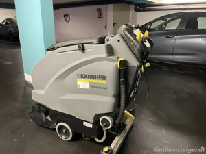 Kärcher Scheuersaugmaschine Bild 2