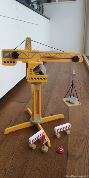 Hape Baukran aus Holz  Bild 4