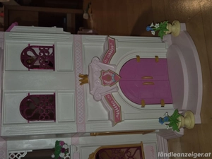 Playmobilschloss mit Einrichtung Bild 5