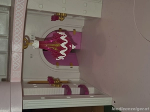 Playmobilschloss mit Einrichtung Bild 4