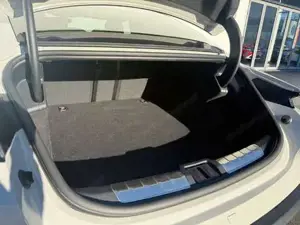 Porsche Taycan Bild 19