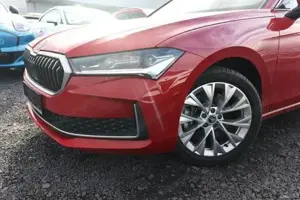 Skoda Superb Combi Selection 4x4 Selec Matrix AHK HUD StandH ACC 1... Bild 5