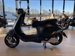 Vespa Primavera 125   125S Bild 3