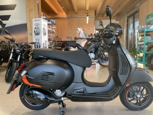 Vespa GTS 310 Supersport Bild 2