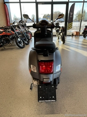 Vespa GTS 310 Supersport Bild 6