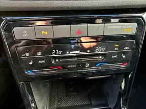 VW T-Cross LIFE 1.0 TSI 95PS, Wireless App-Connect, Side A... Bild 8