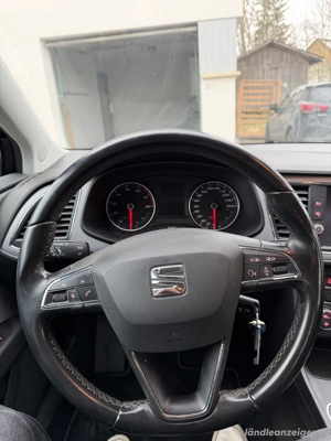 Seat Leon Style 1.2 TSI   BJ 2017 Bild 3