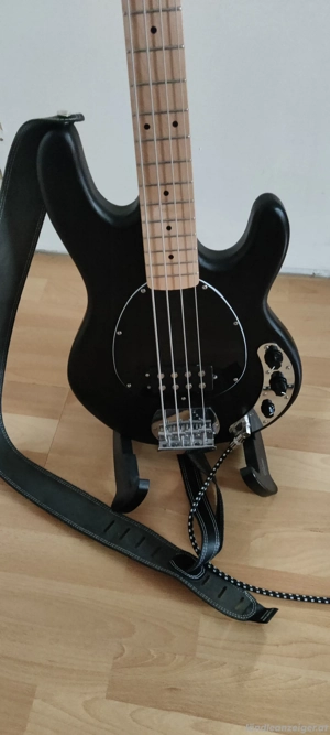 Bass Gitarre zu Verkaufen  Bild 2