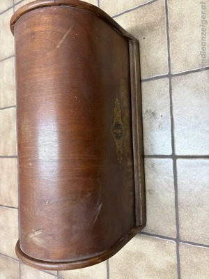 Antike Nähmaschinen-Abdeckung