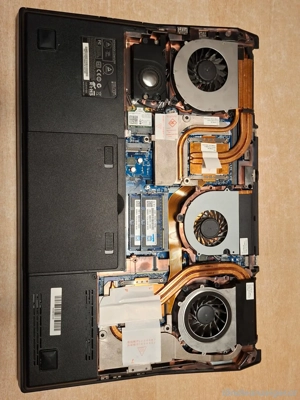 Gaming XMG - i7 Extreme - 32GB DDR Ram - GTX 4GB 2X ( SLI ) - 1TB SSD Bild 5