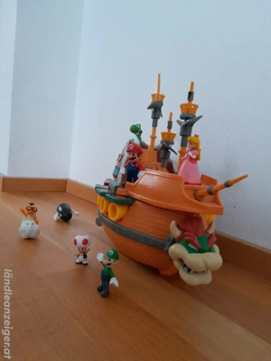 Bowsers Luftschiff Deluxe inkl vieler Figuren Bild 2