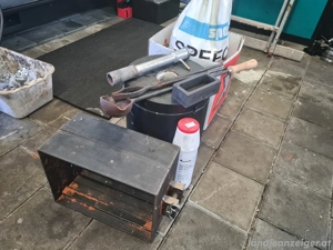 Schmelzofen mit Form und Formasand