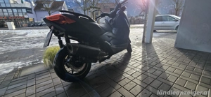 Yamaha Xmax 300 Bild 3