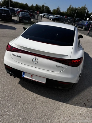 Mercedes-Benz EQE 350 Bild 2