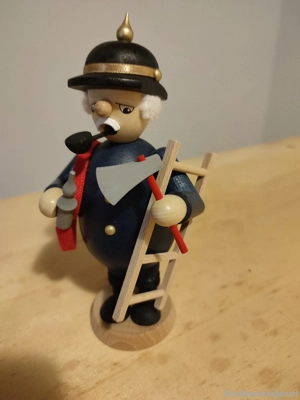 Räuchermann Feuerwehrmann  Bild 3