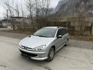 Peugeot 206 Bild 2